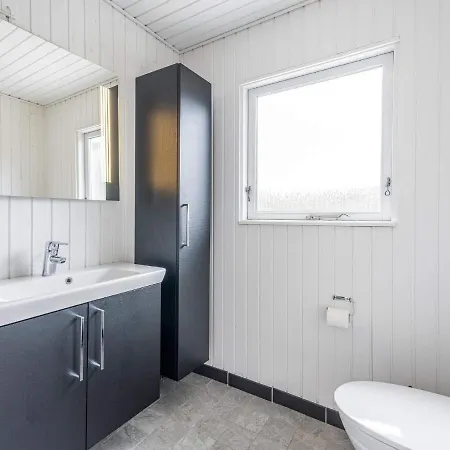 Henne Cxxv Henne Strand
